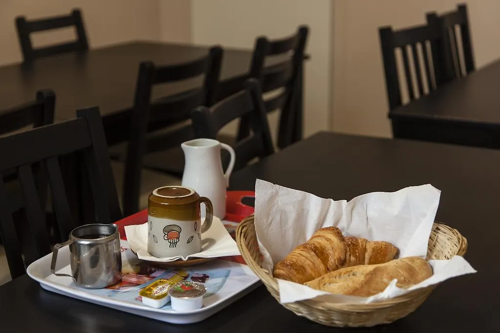 Hotel Bervic Montmartre *