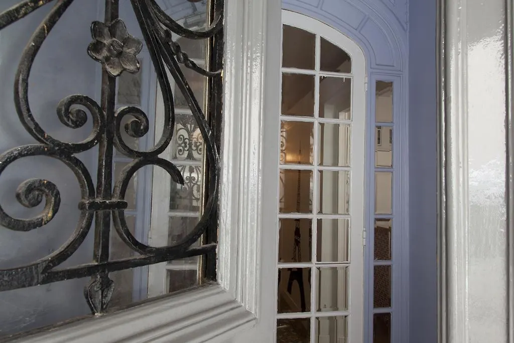 Hotel Bervic Montmartre Paris