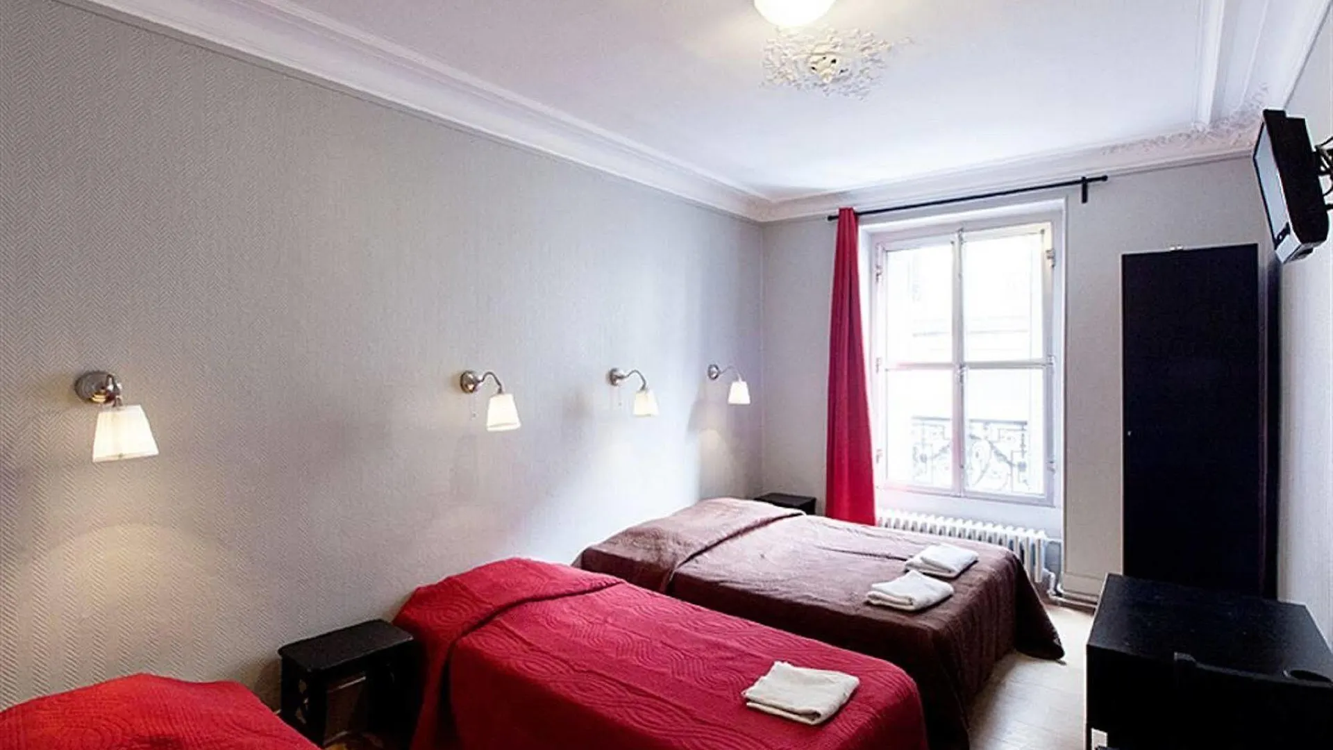 Hotel Bervic Montmartre Paris